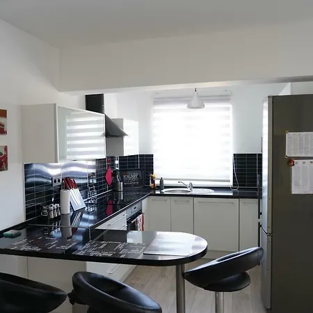 Big Blue A5 Apartment Bol